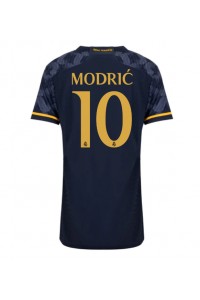 Real Madrid Luka Modric #10 Jalkapallovaatteet Naisten Vieraspaita 2023-24 Lyhythihainen